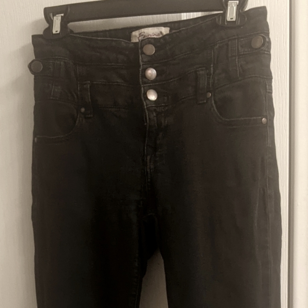 Black skinny jeans